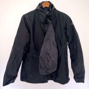 3 - in - 1 North Face snow jacket with puffy coat underneath